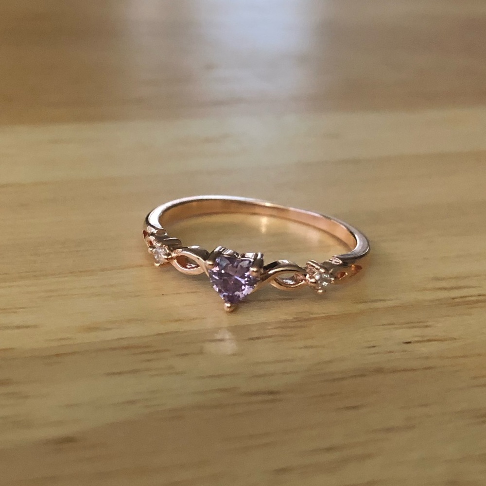 Dainty Heart Shaped Ring
